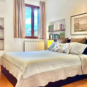 Apartamento Dalu Lucilla - Private Car Park 15 Minutes To The Center